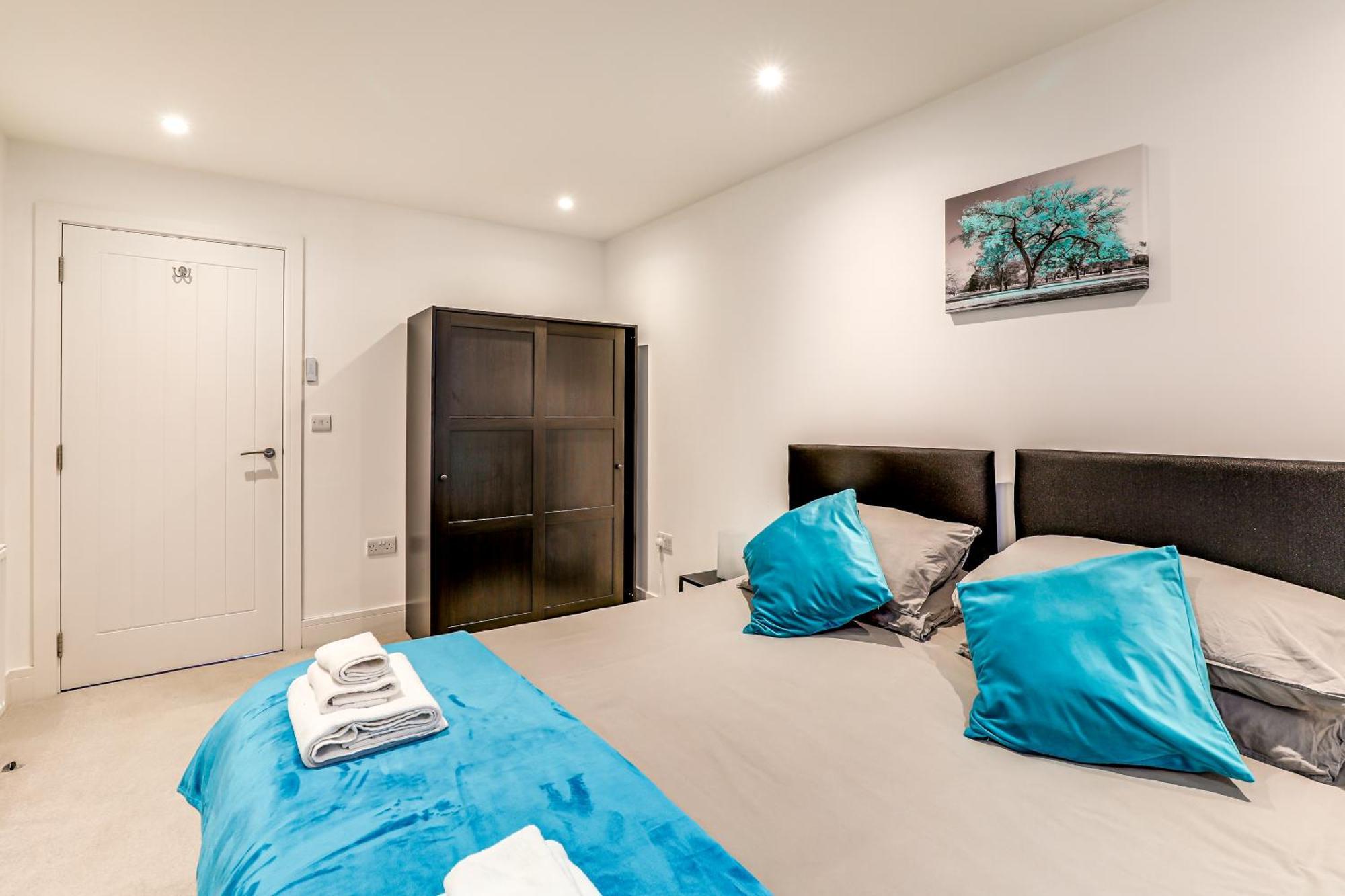 Exceptionally Spacious Central Canterbury Home Extérieur photo